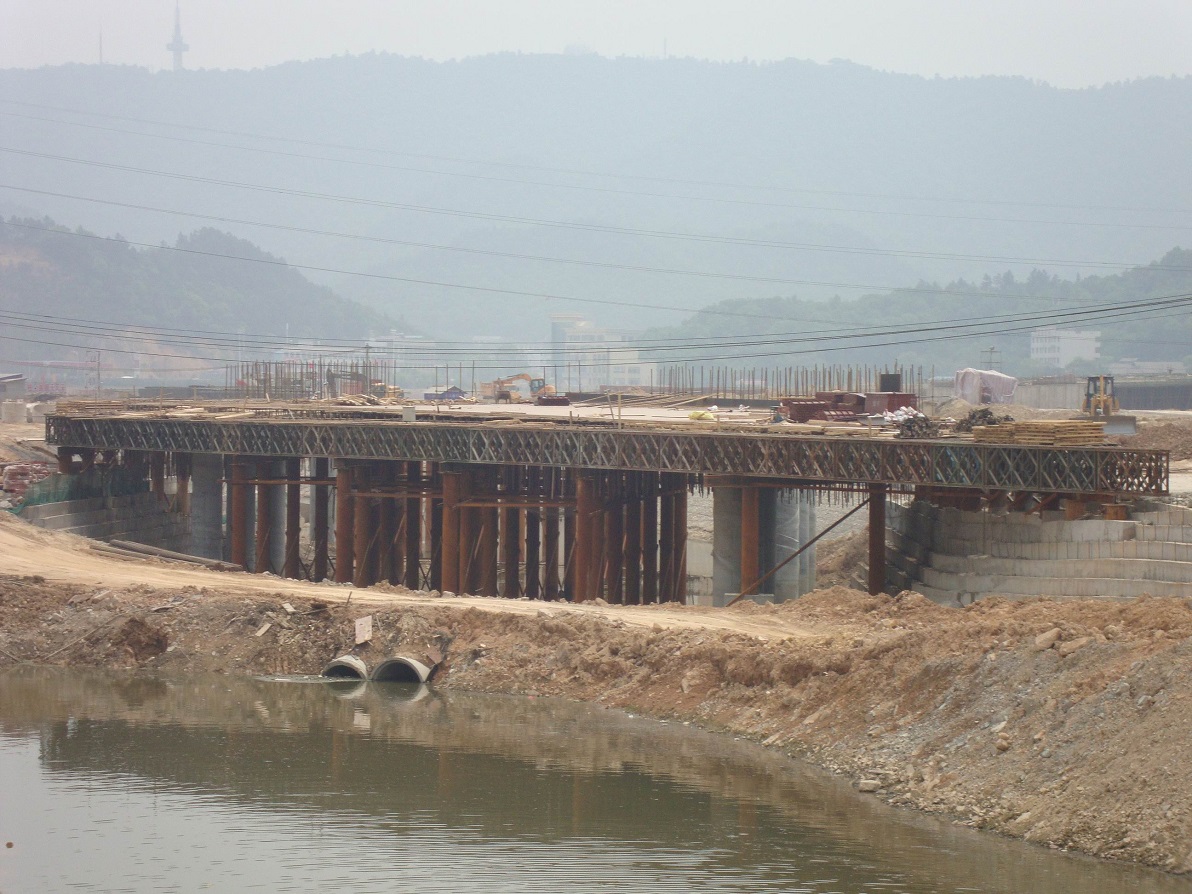 現(xiàn)澆梁支架平臺 (27)